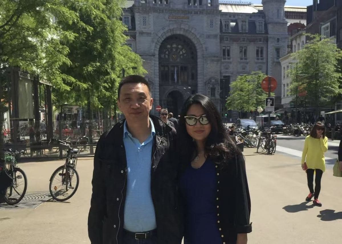 With Shanghai Diamond Exchange president Lin Qiang at an international diamond conference in Antwerp